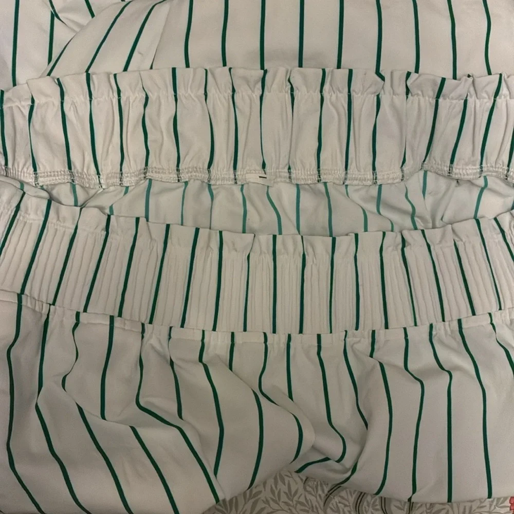 NWT Lululemon Ruffle Waist Midi Skirt - Picture 4 of 4